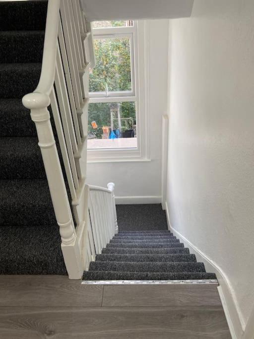 2 Bedroom Flat In London Exterior photo